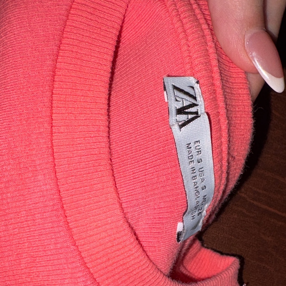 Two Zara Ruffle Tops - Picture 3 of 4